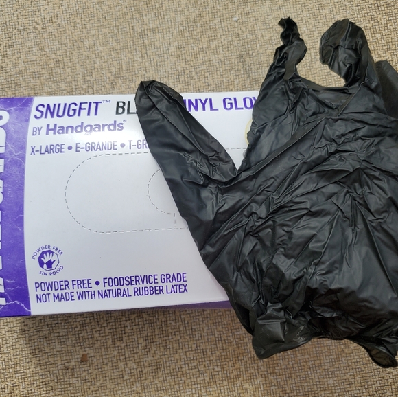 200 XL Black Gloves - Picture 3 of 4